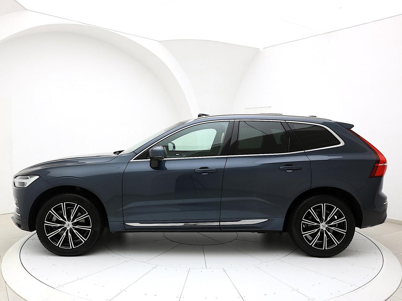 Volvo XC60 B4 AWD Inscription TETTO APRIBILE