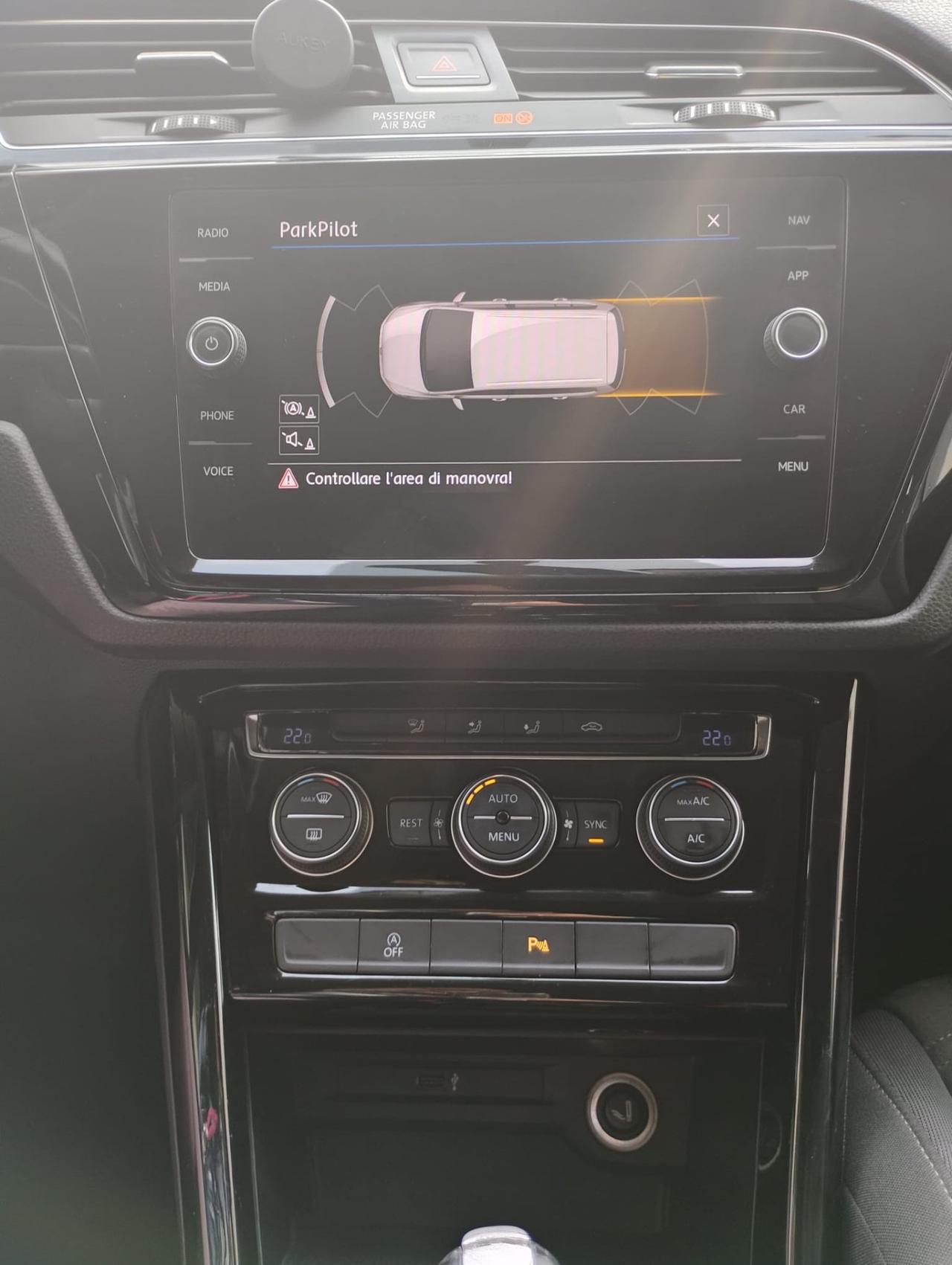 Volkswagen Touran 2.0 TDI 150 CV SCR DSG Executive BlueMotion Tech.