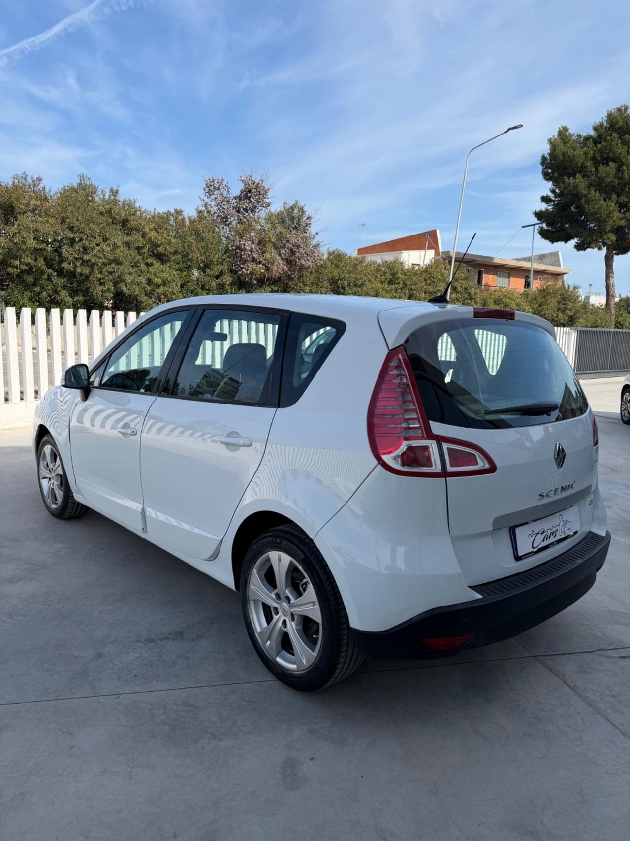 Renault Scenic Scénic X-Mod 1.5 dCi 110CV Dynamique