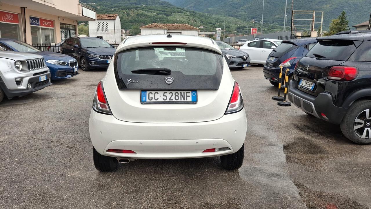 Lancia Ypsilon 1.2 69 CV 5 porte GPL Ecochic Gold