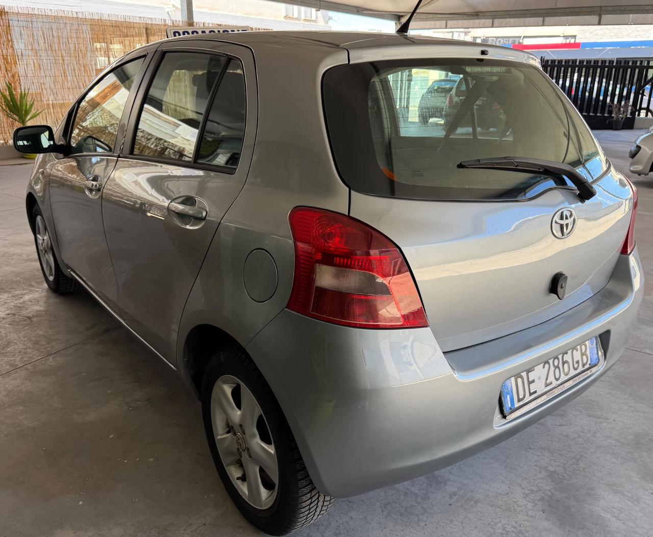 Toyota Yaris 1.3 3 porte Luna