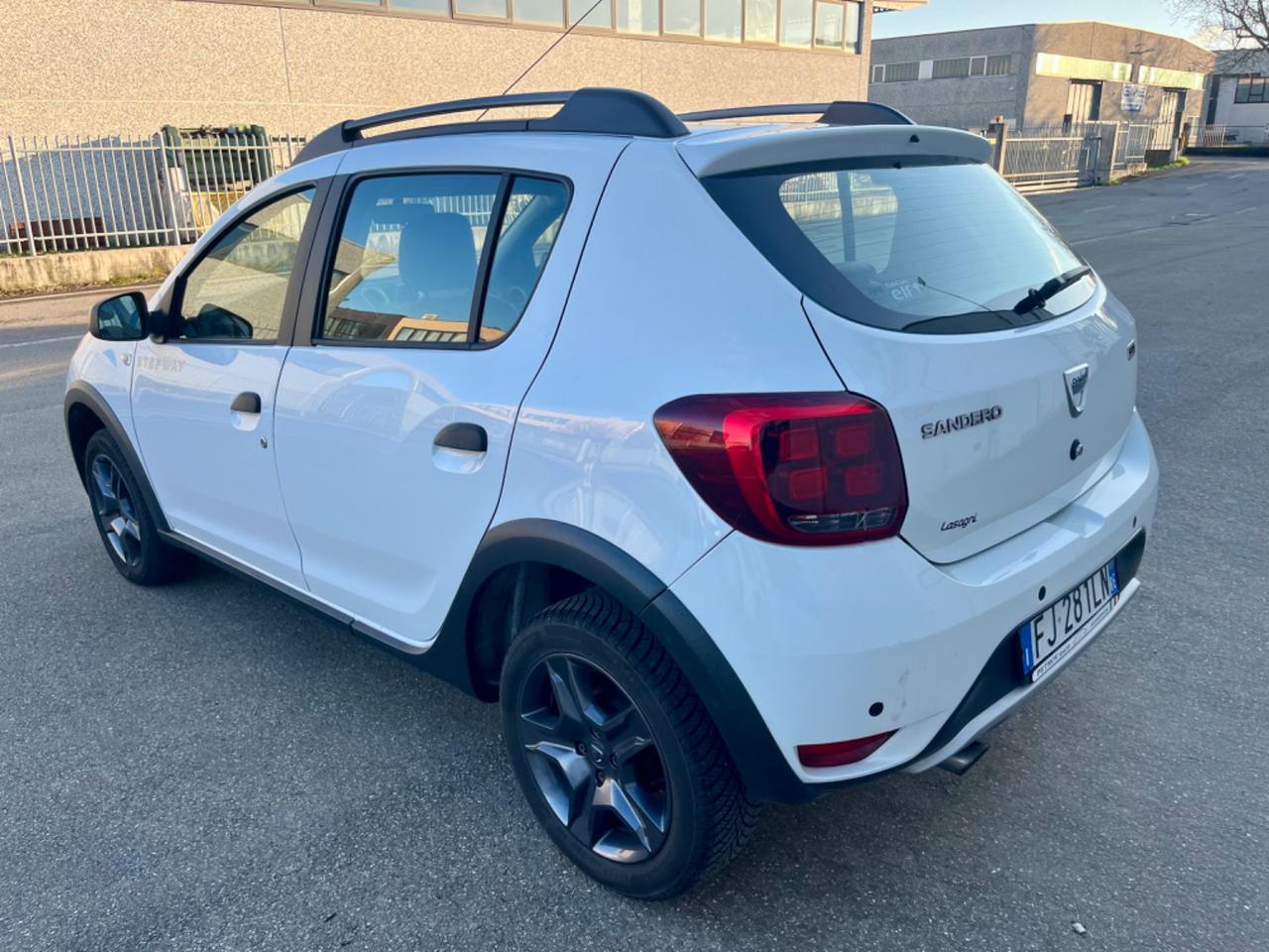 Dacia Sandero Stepway 0.9TurboGPL 2017 138.000km euro 6b perfetta