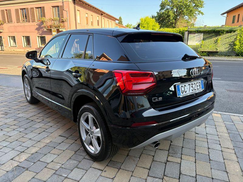 Audi Q2 1.6 tdi Business Design s-tronic FULL LED-NAVI-17"