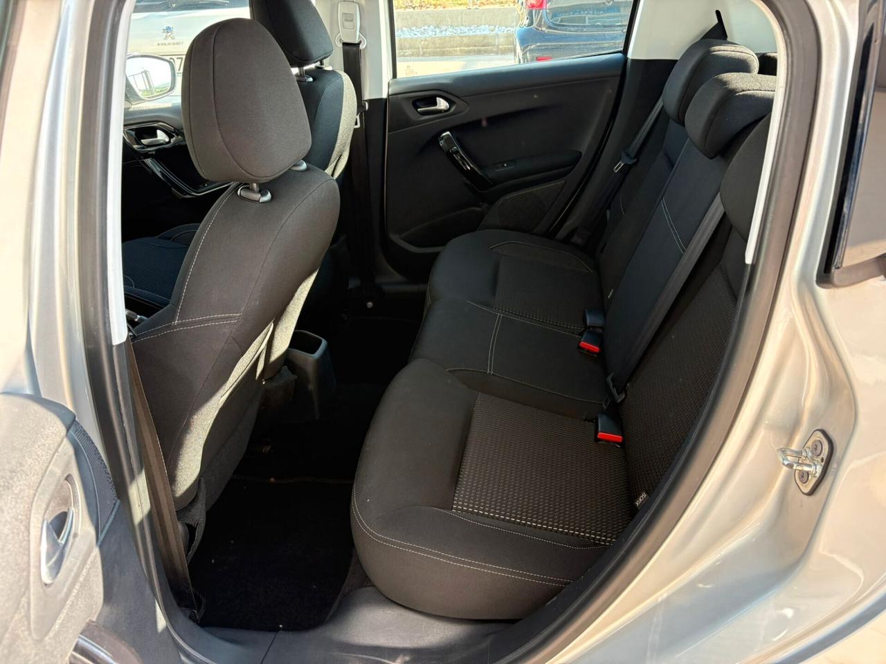 Peugeot 208 BlueHDi 75 5 porte Allure