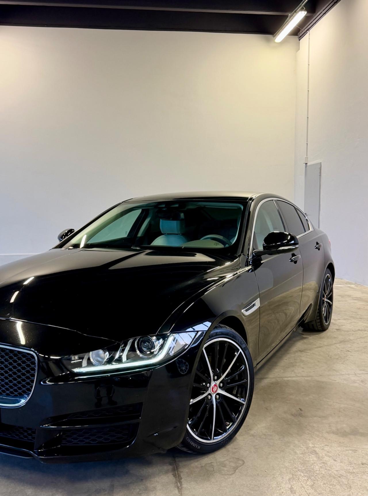 Jaguar XE 2.0 D Turbo aut. Prestige