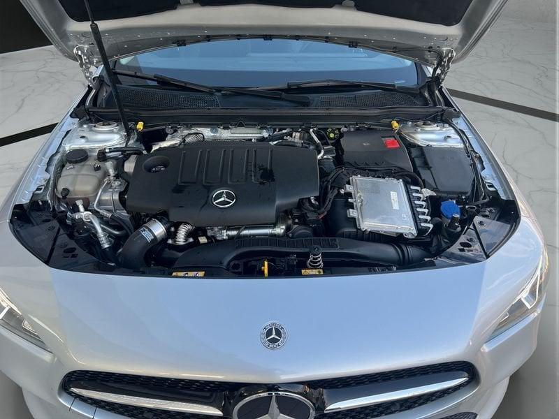 Mercedes-Benz CLA CLA Coupe 200 d Sport
