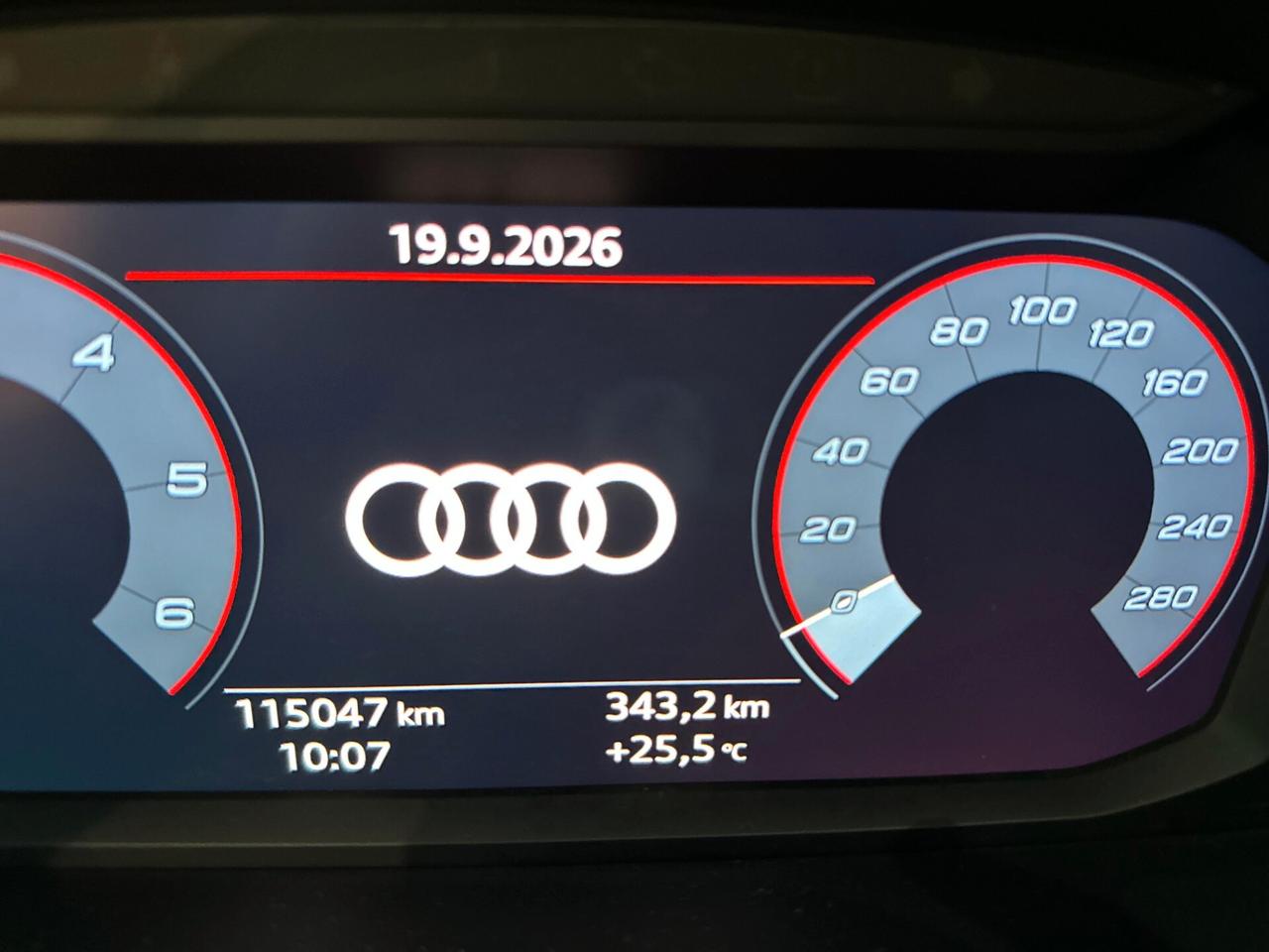 Audi Q3 35 TDI S tronic Business