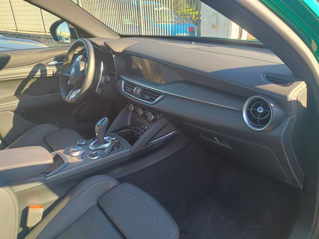 Alfa Romeo Stelvio 2.9 Bi-Turbo V6 520 CV AT8 Q4 Quadrifoglio