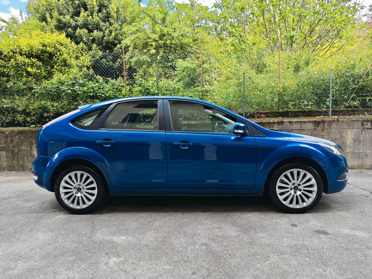 Ford Focus 1.6 BENZINA 115cv TITANIUM / 60.000km