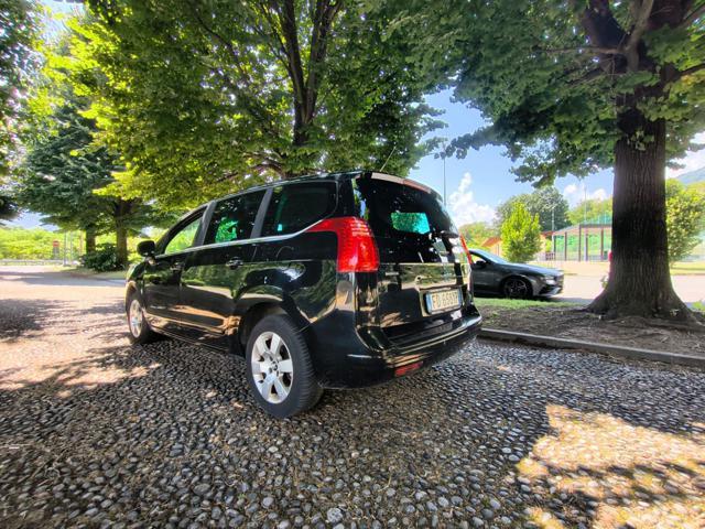 PEUGEOT 5008 BlueHDi 120 CV AUTOMATICA