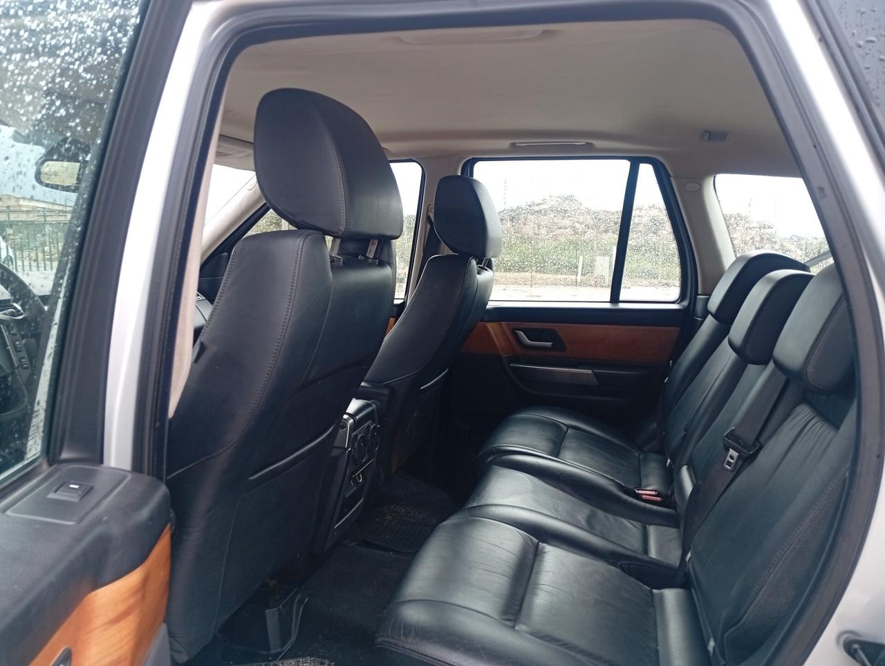 Land Rover Range Rover Sport Range Rover Sport 2.7 TDV6 SE