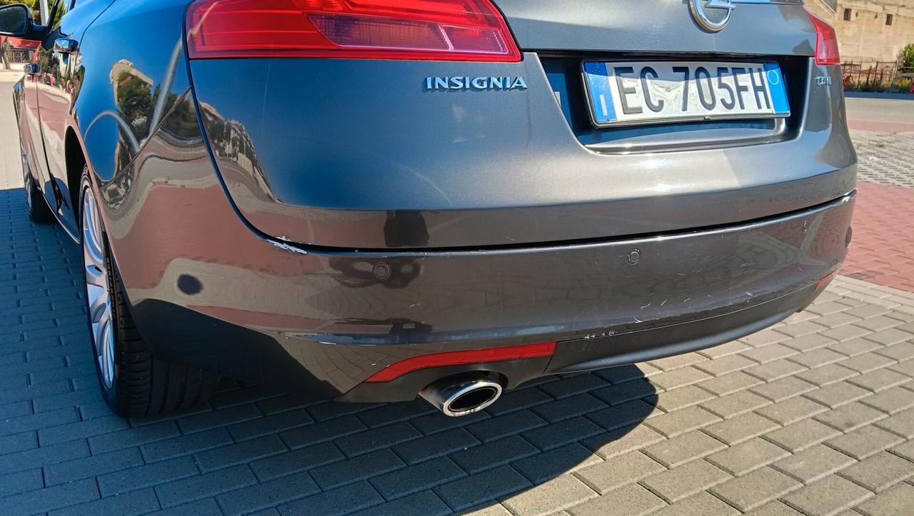 OPEL INSIGNIA AUTOMATICA -2010
