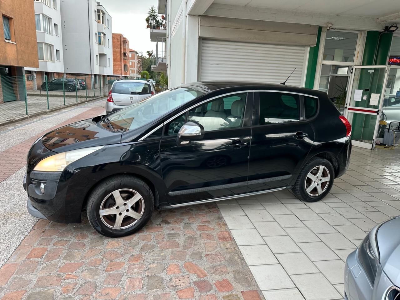 Peugeot 3008 1.6 HDI AUT. (12 RATE)