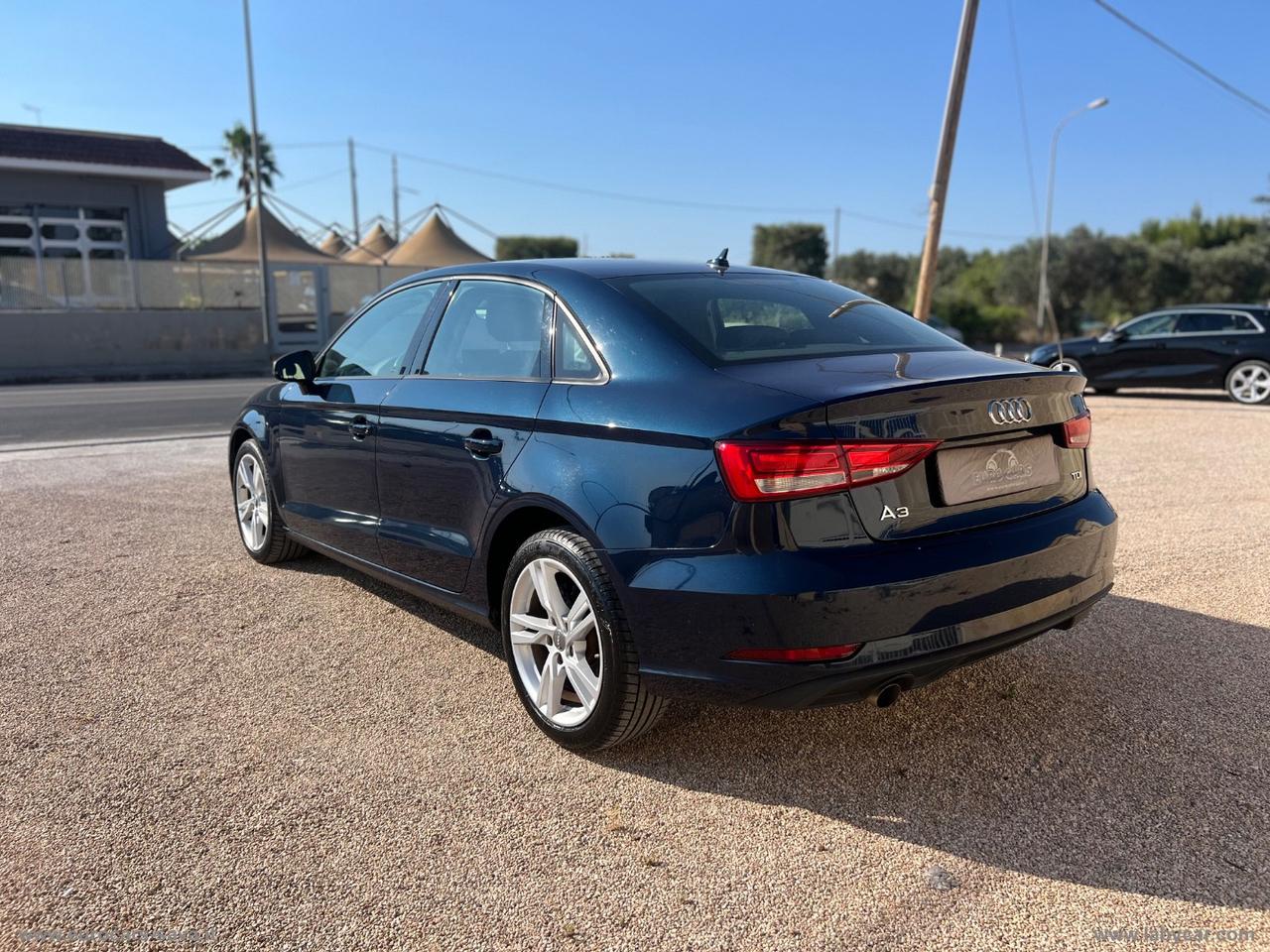 AUDI A3 Sedan 1.6 TDI 116CV Business