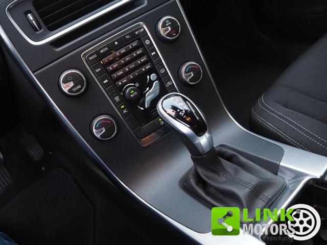 VOLVO V60 D2 Geartronic Kinetic