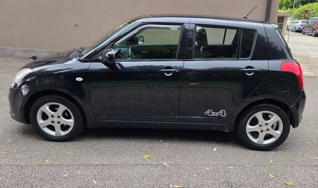 Suzuki Swift 1.3 4x4 5p. GL benzina