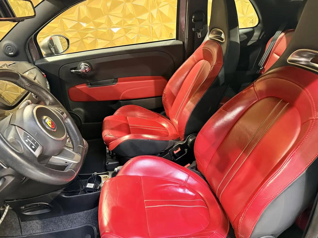 Abarth 500 C 1.4 Turbo T-Jet MTA