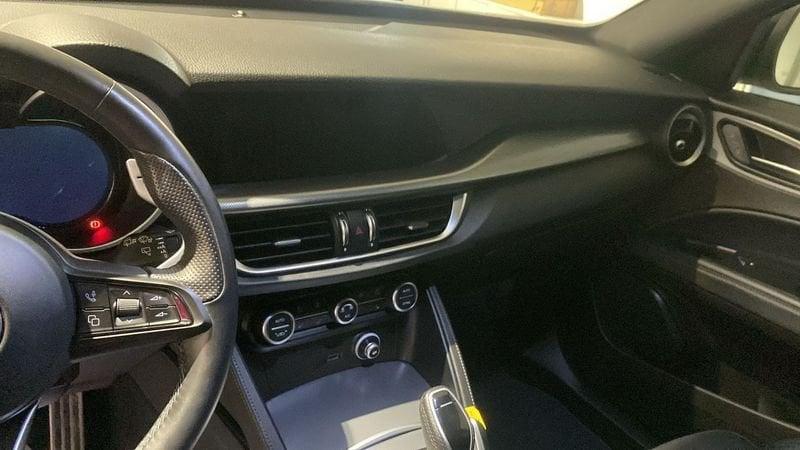 Alfa Romeo Stelvio 2.2 Turbodiesel 210 CV AT8 Q4 Veloce