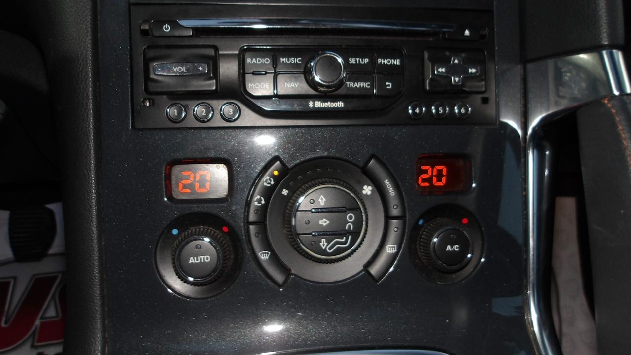 PEUGEOT 3008 1.6 DIESEL-TETTO-PREZZO PROMO!