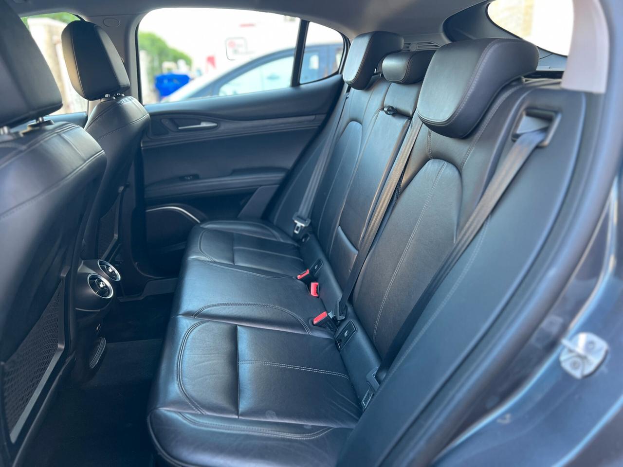 Alfa Romeo Stelvio 2.2 Turbodiesel 210 CV AT8 Q4 Business