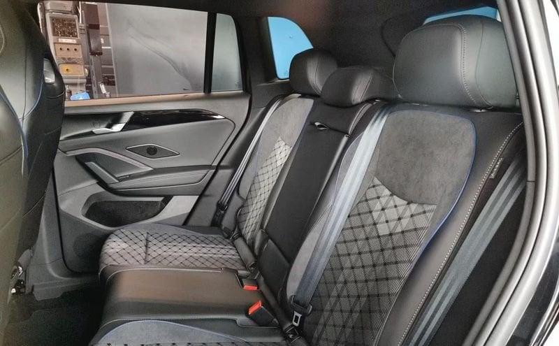 Volkswagen Tiguan 1.5 eTSI 110KW ACT R-Line DSG Camera 20" Winter Pack