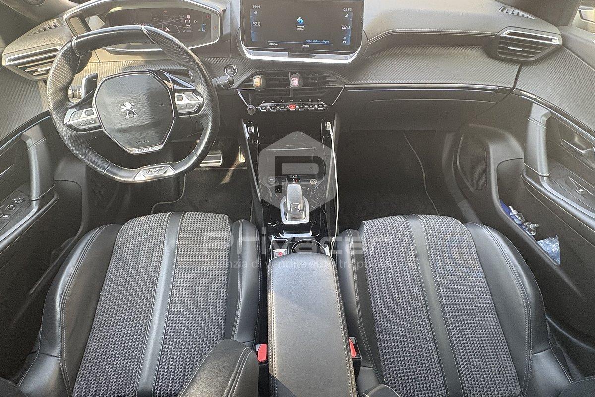 PEUGEOT 2008 PureTech 130 S&S EAT8 GT Line