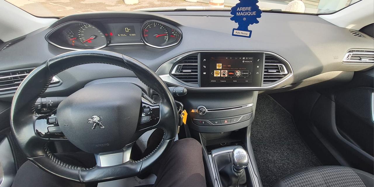 Peugeot 308 BlueHDi 100 S&S Active