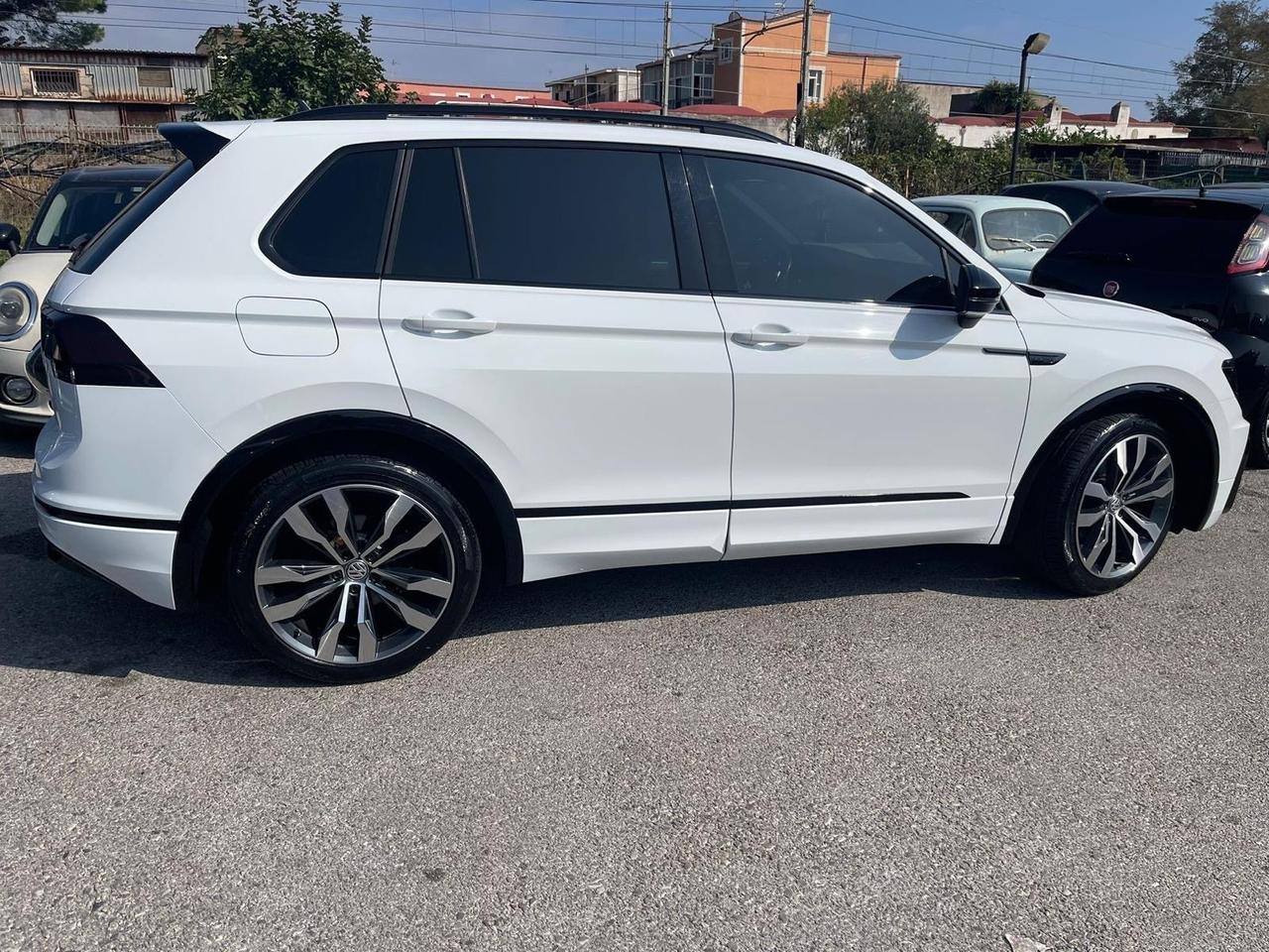 Volkswagen Tiguan 2.0 BiTDI SCR DSG 4MOTION Advanced R-Line BMT