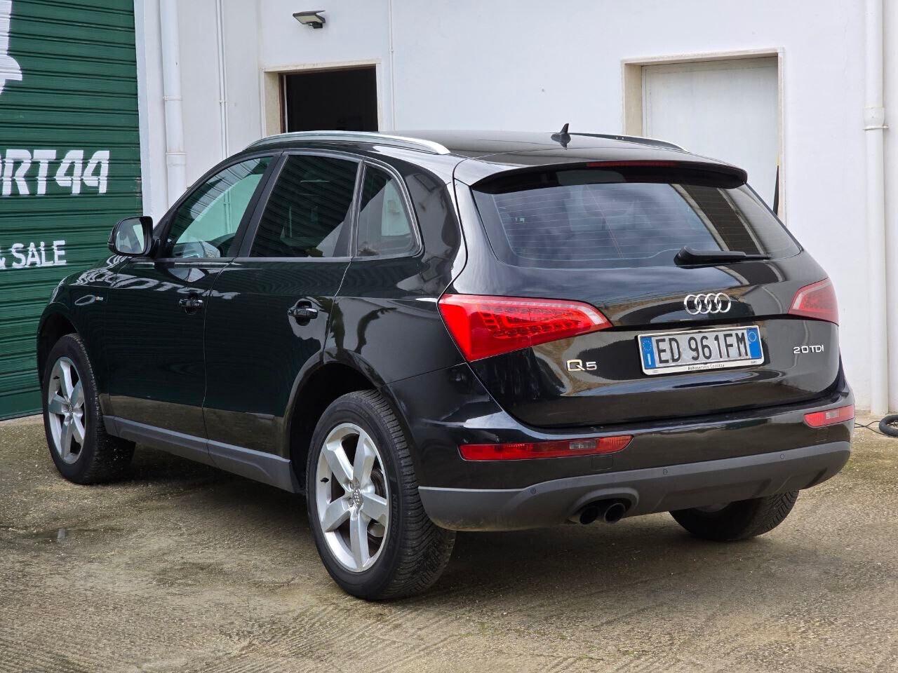 Audi Q5 2.0 TDi 170cv S-Tronic