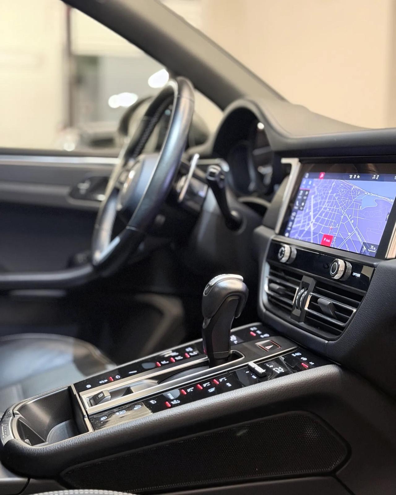 Porsche Macan 2.0 T
