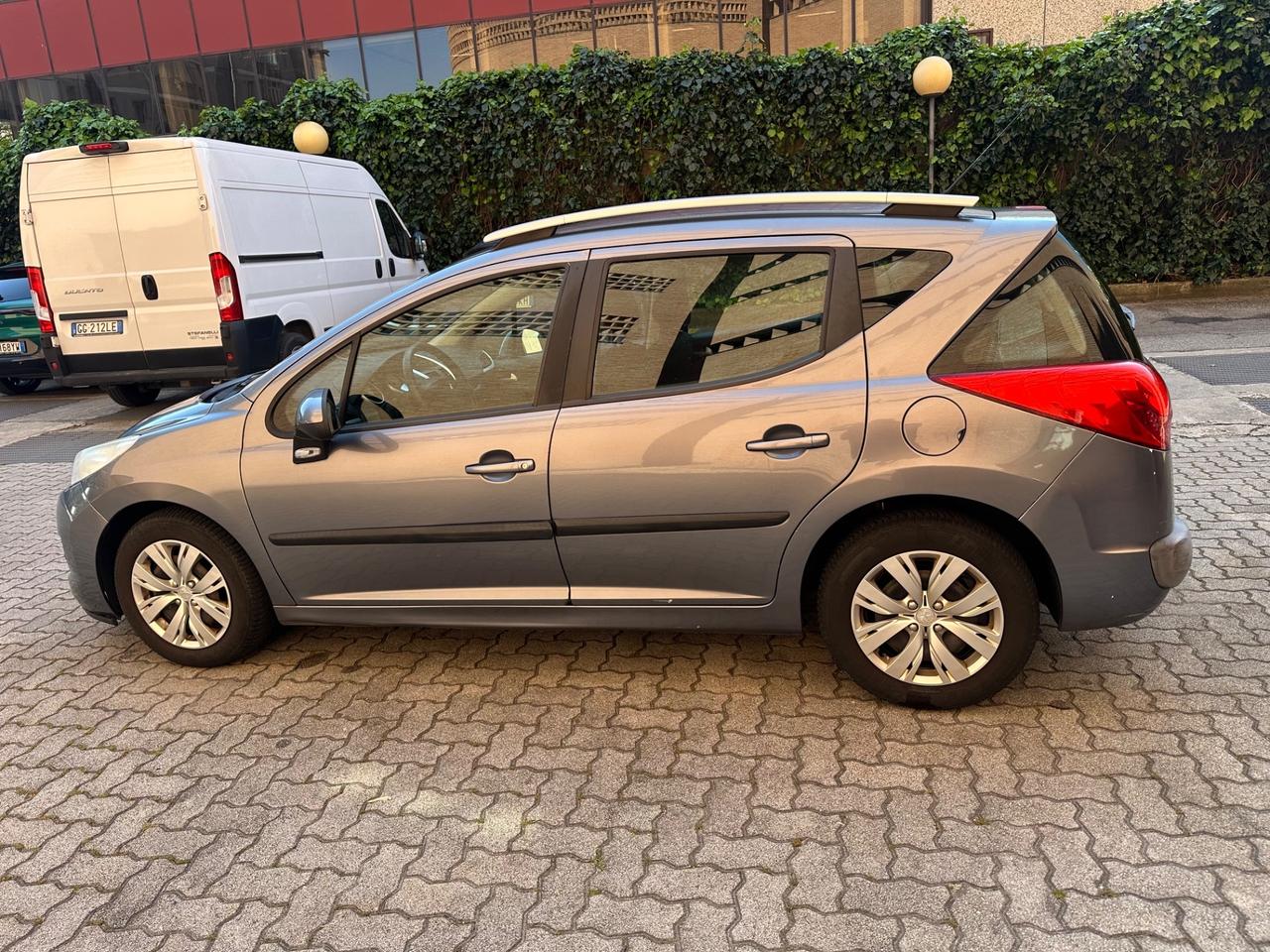 Peugeot 207 1.4 8V 75CV SW Energie Sport ECO GPL