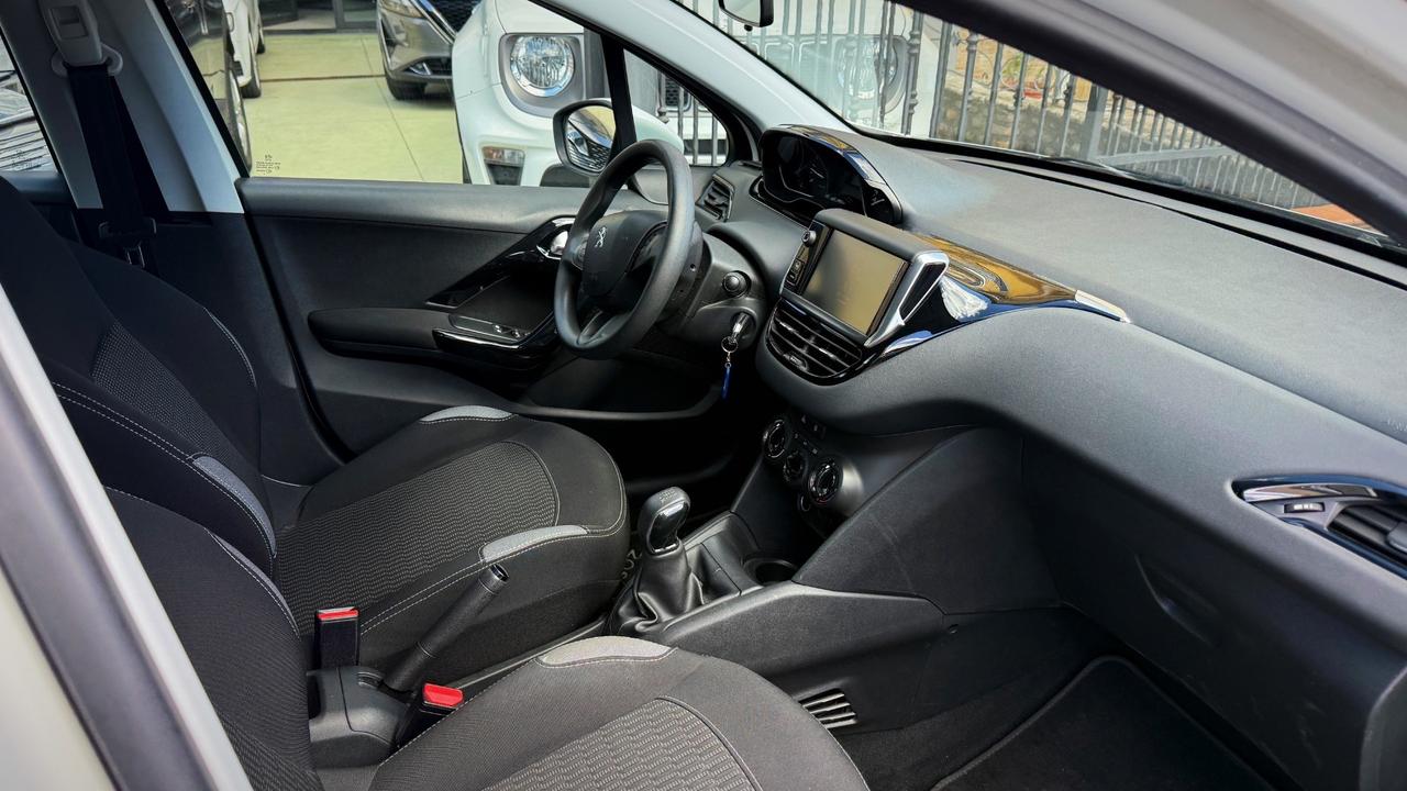 Peugeot 208 1.4 HDI 5P Active - 2015
