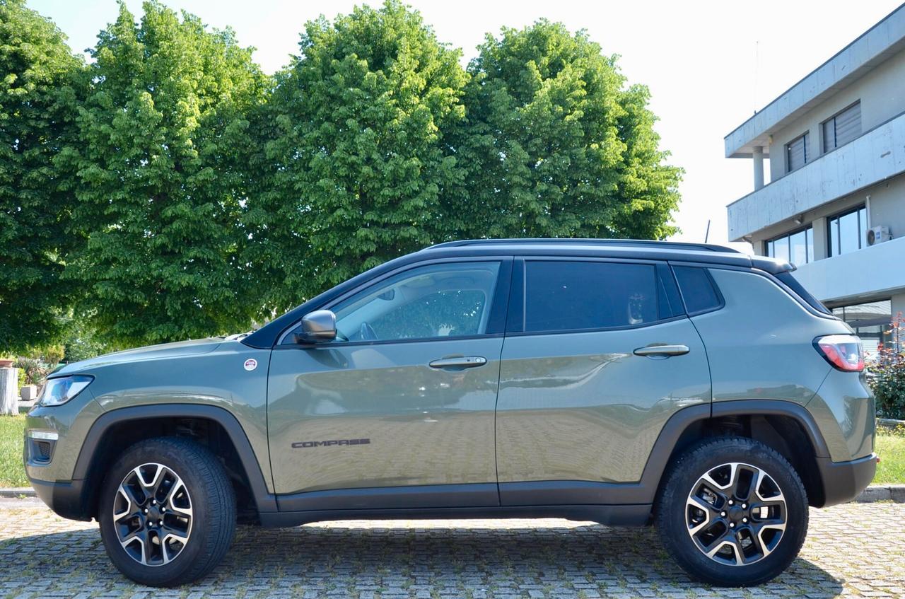 JEEP COMPASS 2.0 MJT TRAILHAWK 4wd 170cv AUTO, UNICOPROPRIETARIO, UFF ITALIANA, EURO 6D, BICOLOR, FARI LED, APPLE ANDROID, PERMUTE