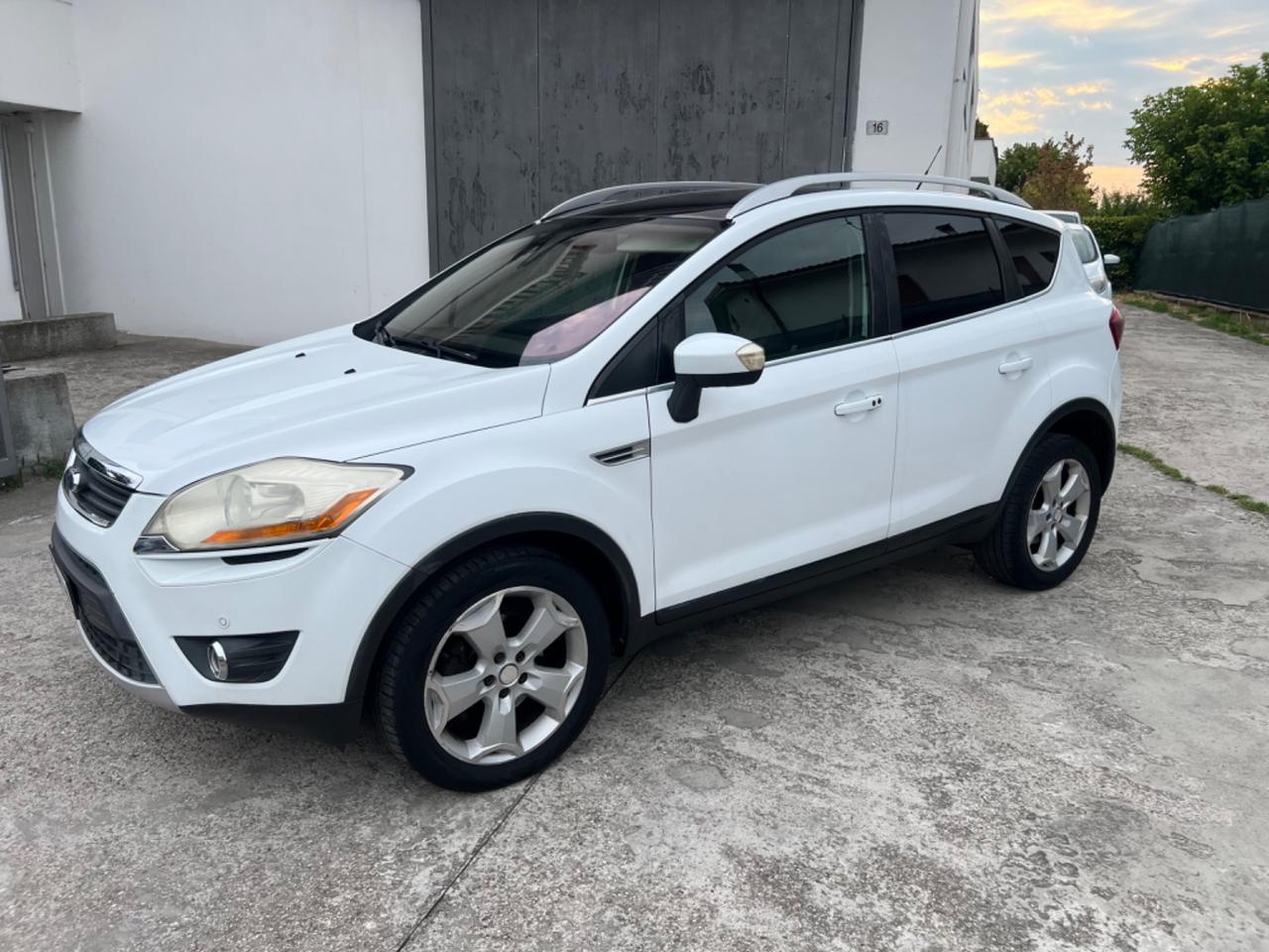 FORD KUGA 2.0 DIESEL AUTOMATICA 4X4 FULL OPTIONAL