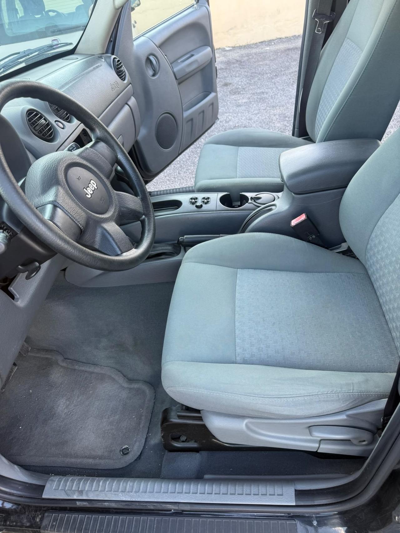 Jeep Cherokee 2.8 CRD Sport