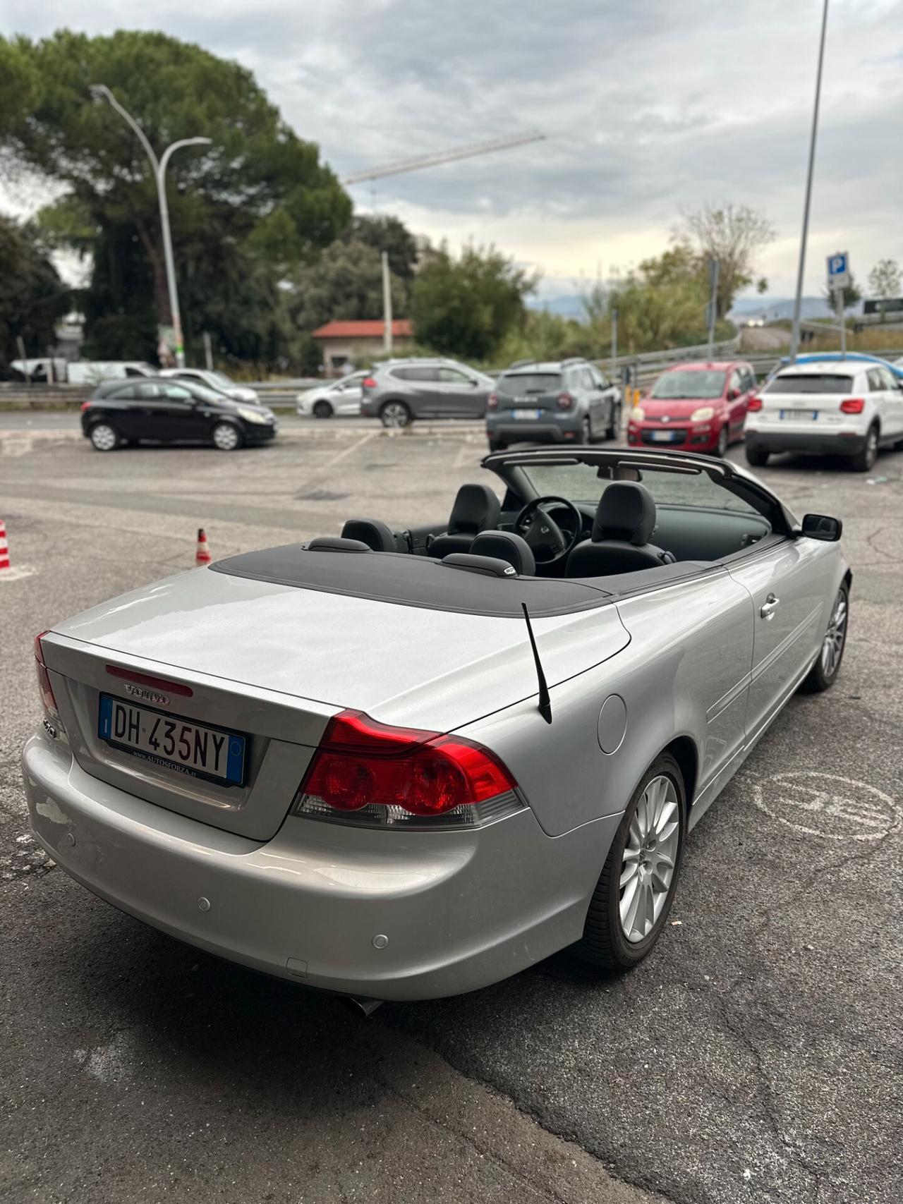 Volvo C70 2.4 D5 20V aut. Summum