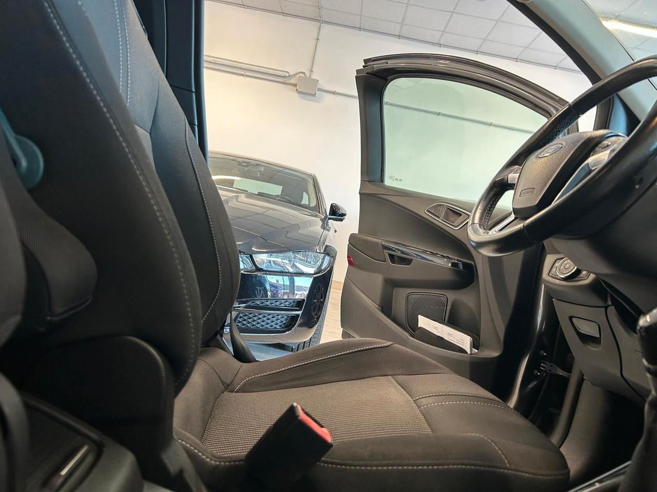 Ford B-Max TITANIUM 1.5 TDCi 95 CV