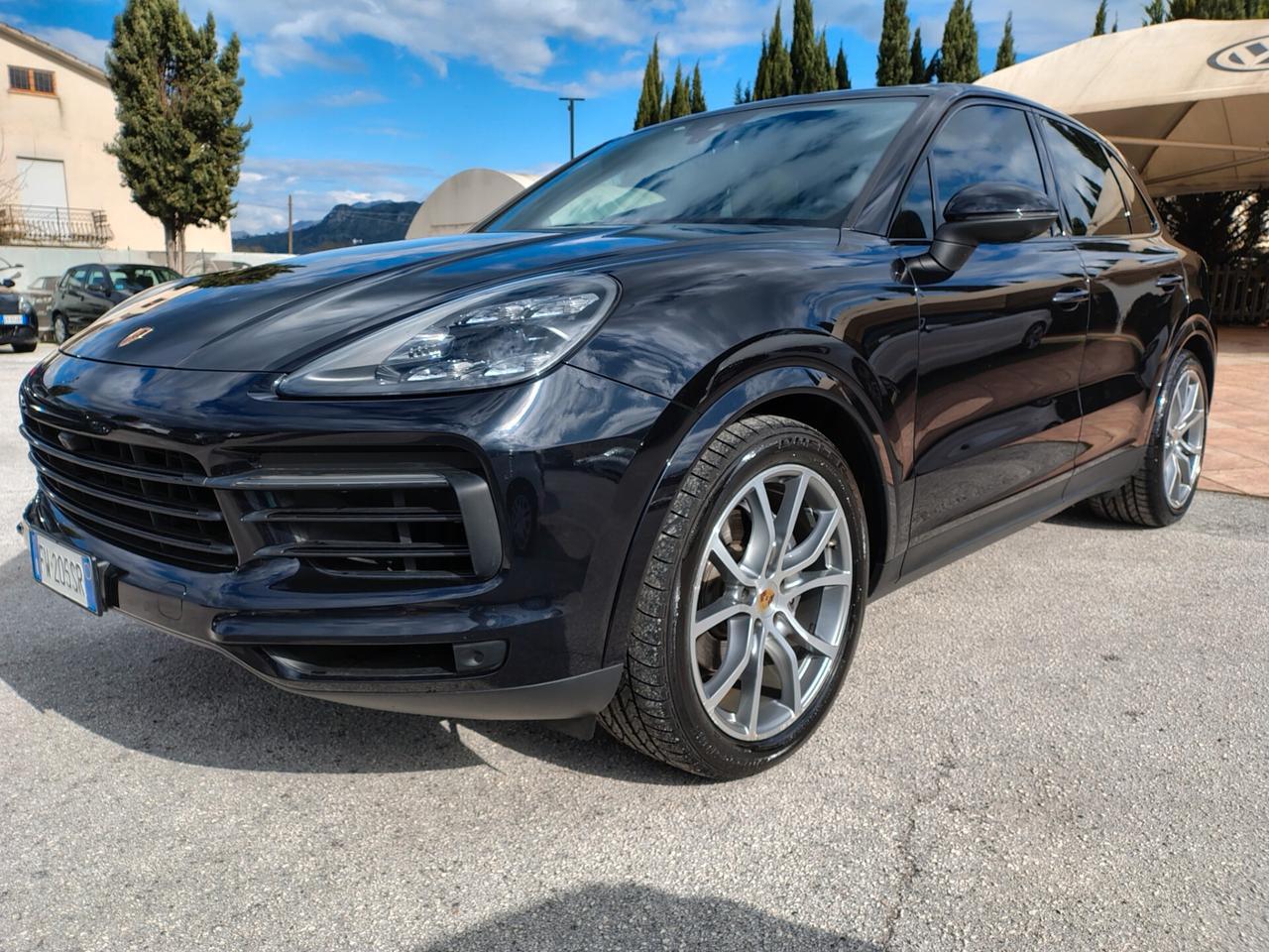 Porsche Cayenne 3.0 V6 "UNIPROPRIETARIO"