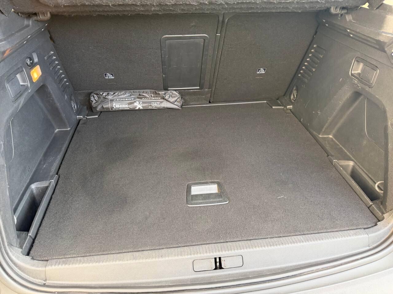 Peugeot 3008 2020 1500 130 S&S Business MANUALE