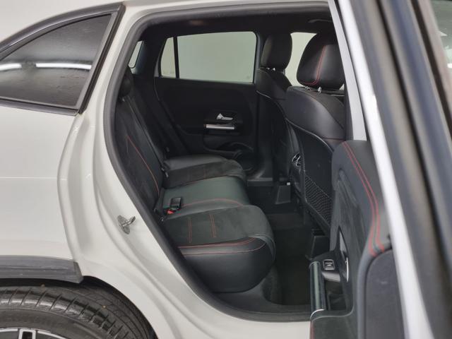 MERCEDES-BENZ GLA 200 d Automatic 4Matic Premium
