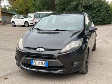 Ford Fiesta 1.4 16V 5p. Bz.- GPL Titanium Bs.