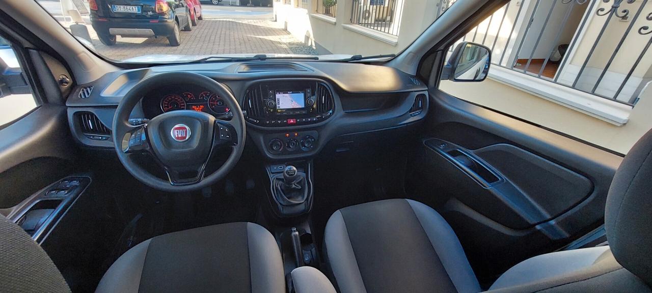 DOBLO" COMBI N1 BUSINESS 1,6 MTJ DIESEL 120 CV NAVI RETROCAMERA CRUISE SENSORI IVA COMPRESA