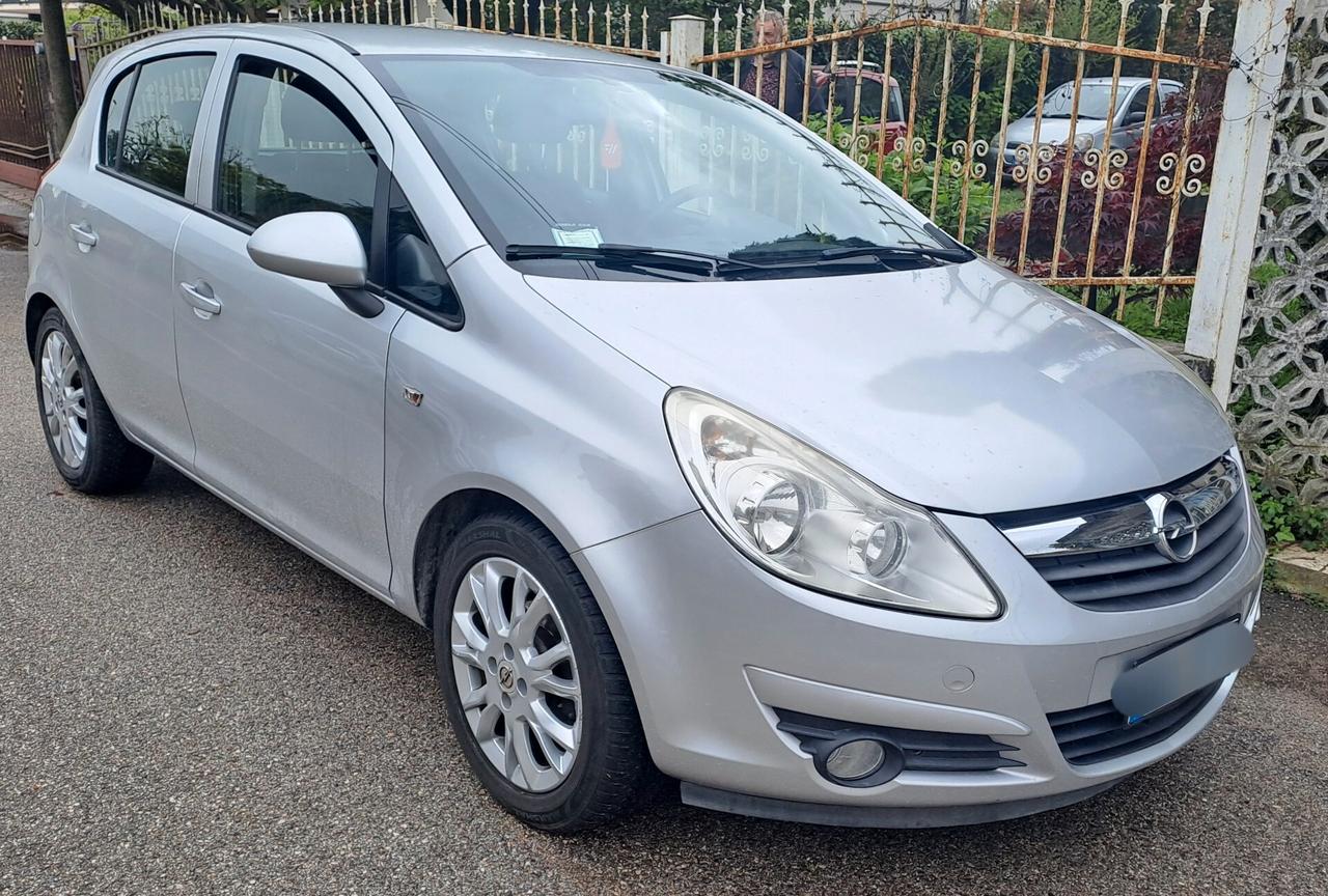 Opel Corsa GPL