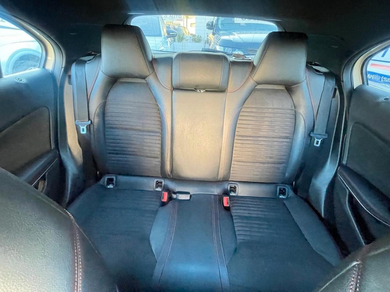 Mercedes-benz A 220 d Automatic Premium AMG