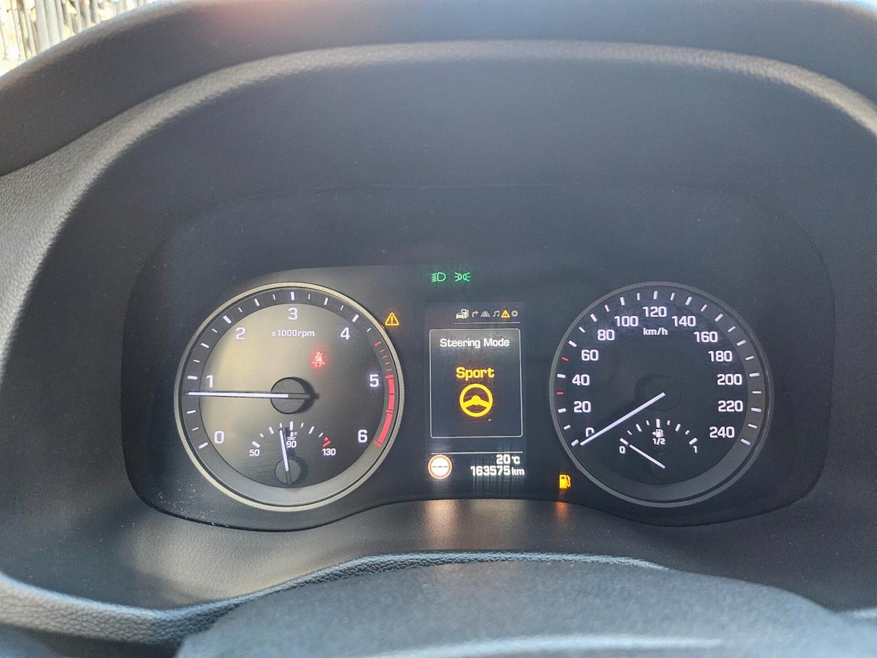 Hyundai Tucson 1.7 CRDi Xpossible ISG 2WD