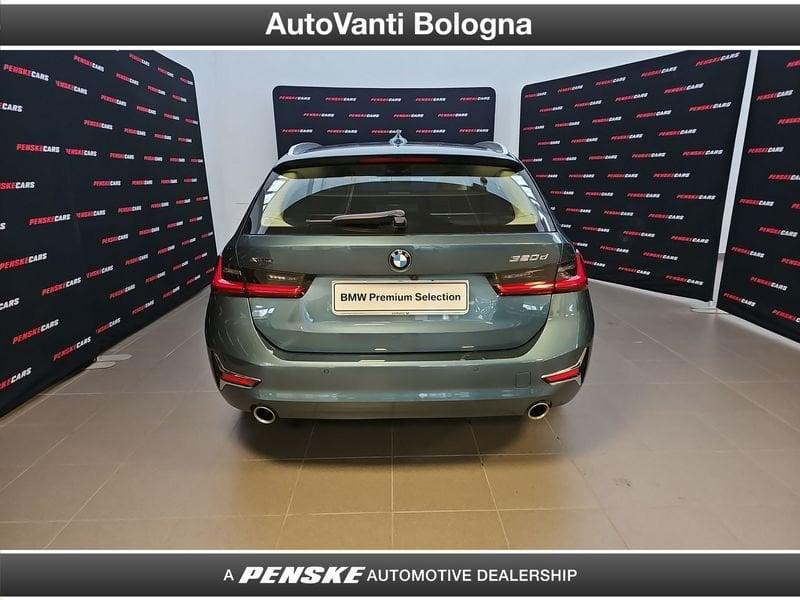 BMW Serie 3 320d Touring mhev 48V xdrive Luxury auto