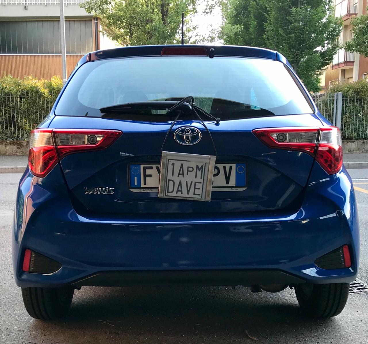 Toyota Yaris 1.5 Hybrid 5 porte Lounge Stupenda Doppio Treno Gomme