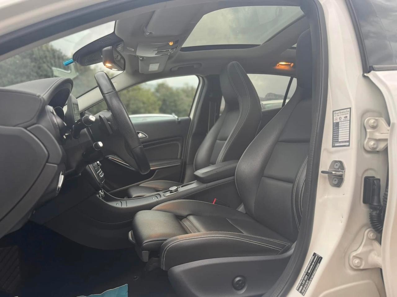 Mercedes-benz GLA 200 d Automatic Premium NIGHT EDITION