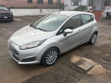 Ford Fiesta Ikon 1.4 5 porte Bz.- GPL Casa Madre