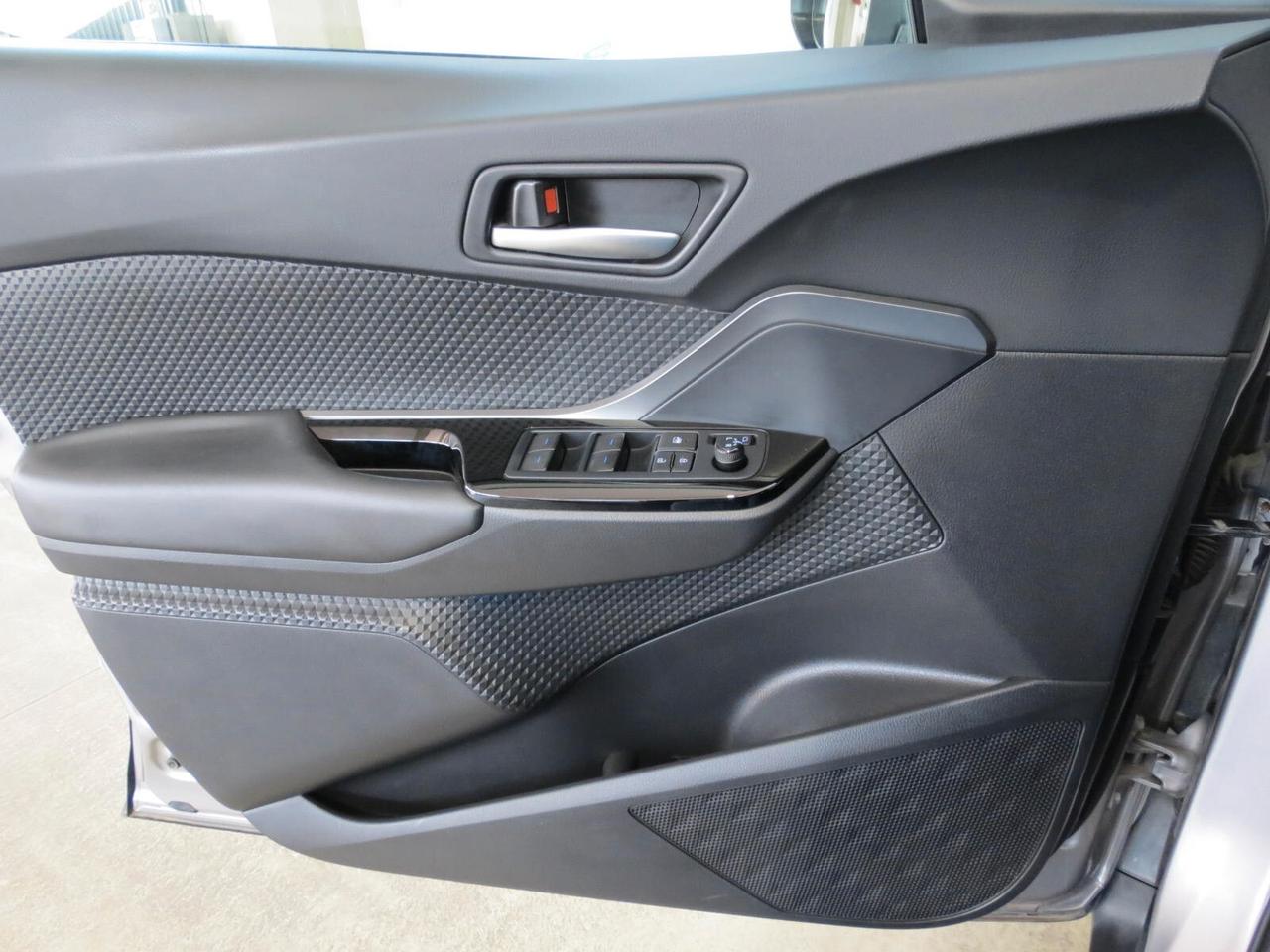 Toyota C-HR 1.8 Hybrid E-CVT GR Sport